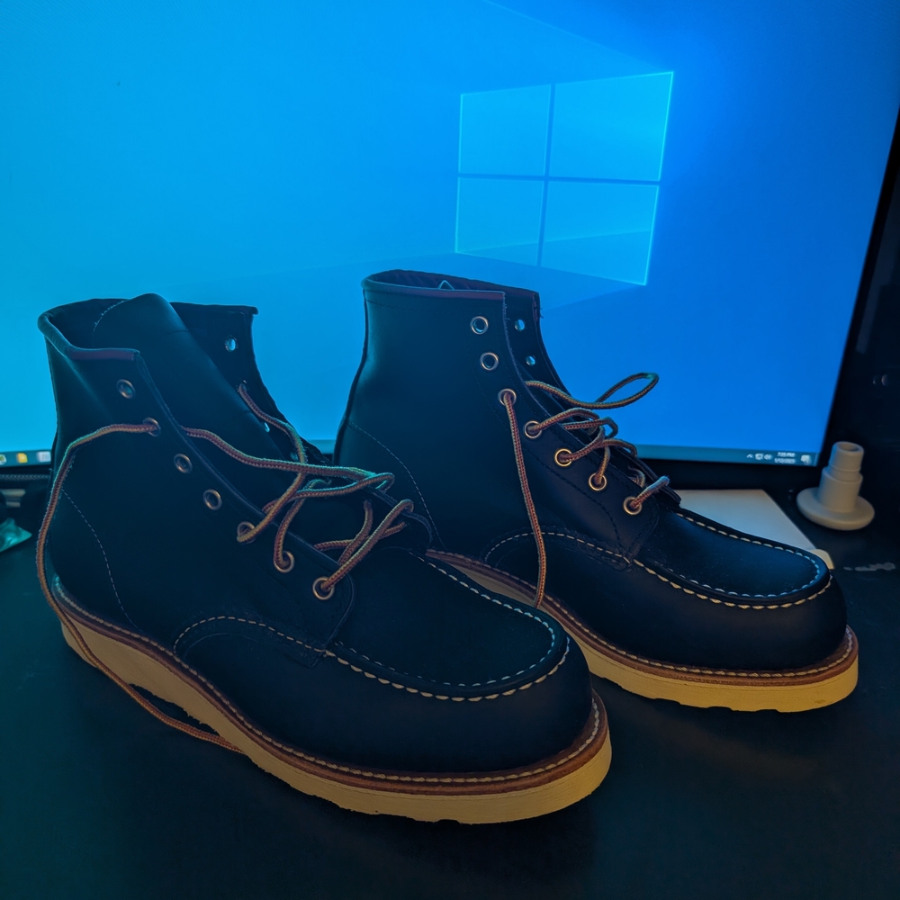 Red Wing Classic Moc Toe Navy Portage 8859